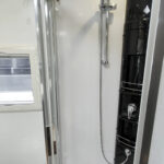 Die Dusche in unserem Carver 890 RRL