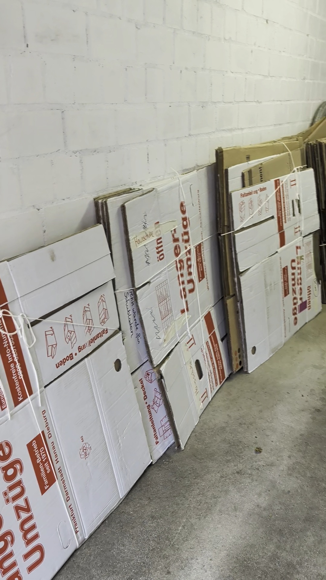 Weitere Umzugskartons