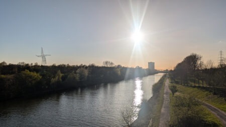 Abendstimmung am Rhein-Herne-Kanal in Oberhausen