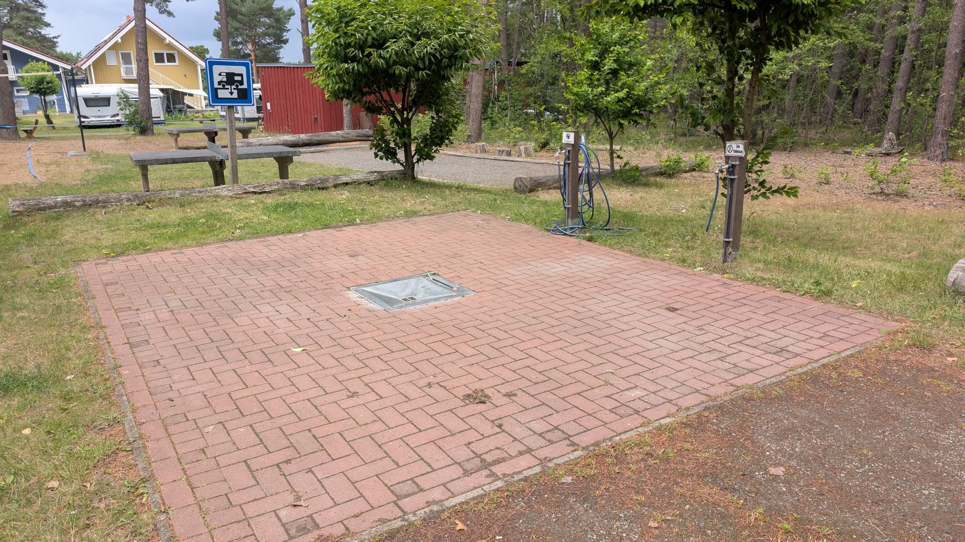 Ver-und Entsorgungsmöglichkeit FKK-Campingplatz Rätzsee