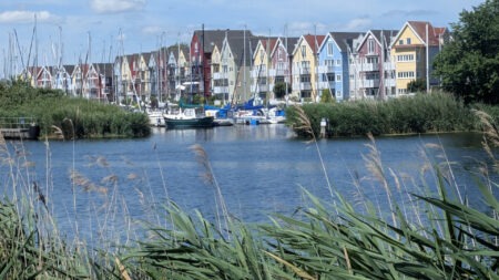 Farbenfrohe Fassaden am Ryck