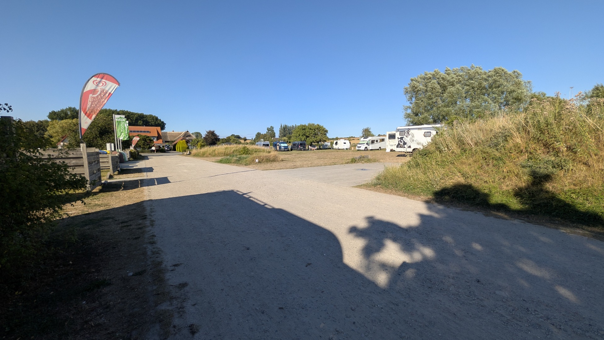 Zufahrt zum Campingplatz De Klomp