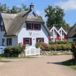 Reetgedeckte Ferienhäuser auf Rügen (Glowe)