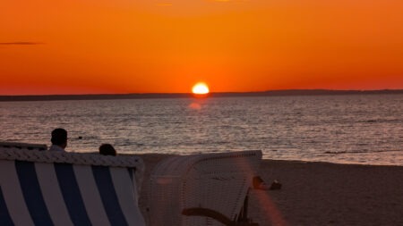 Sonnenuntergang am Strand von Glowe