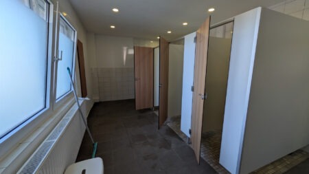 Toiletten auf dem Campingplatz De Klomp