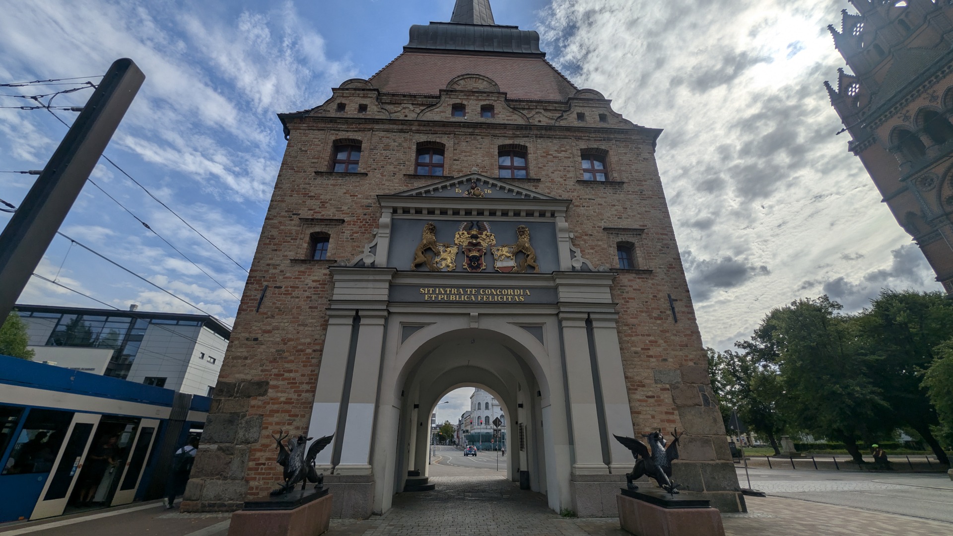 Das Steintor ist eins der vier Hauptore der Stadt Rostock