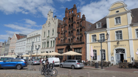 Der "alte Schwede" - Wismars ältestes noch erhaltenes barockes Bürgerhaus aus dem Jahr 1380